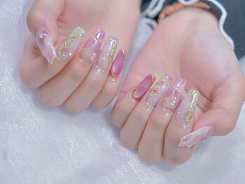ビナリ 関内店(B.nari)の写真/華やかでキラキラしたデザイン☆パーツ/カラー共に数千種類からお選びいただけます◎長さだしも可♪