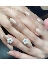 フェアリーヘア ニーナ(Fairy Hair Ni-na)/パラジェルオーダーネイル