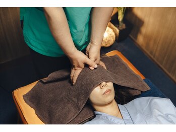 自由が丘マッサージ 千川店/施術風景3【豊島区/指圧】