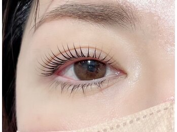 ジュイーネ バイ パシャ(jouine by Pacha)/綺麗なセパレートまつ毛♪