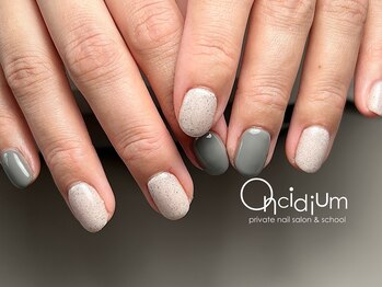 オンシジューム(Oncidium)/ワンカラーネイル♪