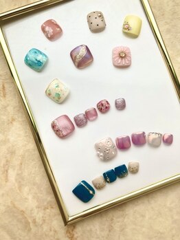 サカスネイル(sacasu.nail)の写真/夏のおしゃれは足元から!シンプルデザイン～トレンドデザインまで対応可能！ハンドとフット同時施術も◎