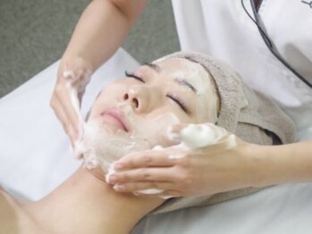 シーベル 代官山の写真/シミ・しわ改善&弾力アップ♪国産最高濃度エクソソーム導入×韓国ピーリング「エピダーマルスキン」