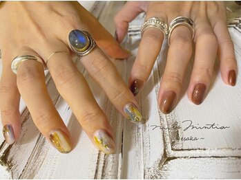 ネイルズミンティア エサカ(nails Mintia esaka)/asymmetry nuance