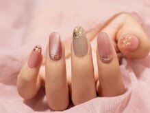 ヴァンネイル みなとみらい馬車道(VINGT NAIL)/ピンク×ゴールド