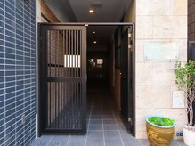 リーフ 赤坂店(Leaf)の雰囲気（赤坂駅7出口よりすぐ！Leaf body&head salonは当建物の601号室）