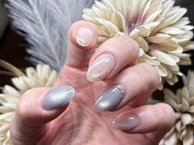 カラーホリック ネイルスパ(Colorholic Nailspa)/スターホロ入りネイル