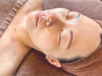 カウイ(KAUI)の写真/マイクロニードルピーリングで【黒ずみ毛穴/凸凹毛穴/詰まり毛穴/開き毛穴】を改善！憧れの陶器肌へ♪