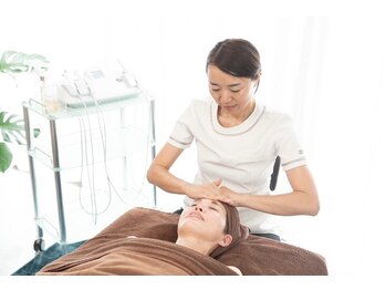 ラ キュート(LA-9TE)の写真/“最近老けたかも・・・?”そんな不安をリセット!ハリツヤ復活、年齢サインに先手ケア◎肌本来の輝きを♪