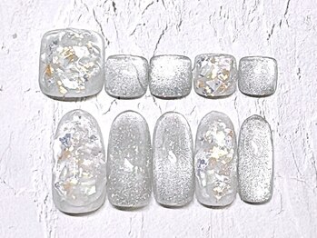 ネイルサロン 爪の写真/シンプルでも上品なデザインを豊富にご用意♪ネイルが初めての方にもおススメのサロン☆パラジェルOK◎