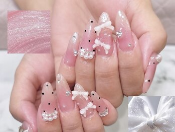 ドールネイル(DOLL NAIL)/パールビジュー