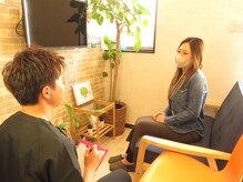 らくとこ整骨院の雰囲気（カウンセリングを重視◎なんでもご相談ください。）