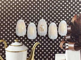ホワイトネイル