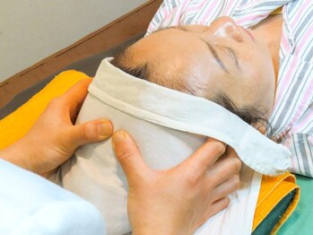 ルピア 毎日健康整体院 月島店(Lupia)/眼疲労マッサージ