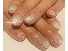 ホワイトスノーグラデーション