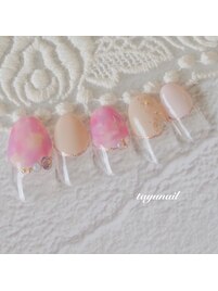 ピンクベージュフレンチネイル