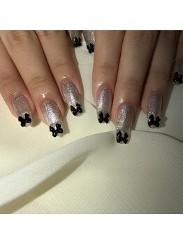 ビビ(VIVI)/マグネットネイル