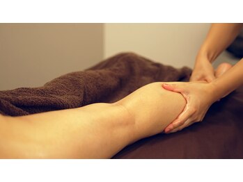 フリージアの写真/【男性でお疲れの方必見】全身しっかり伸ばし心身ともにスッキリ☆ツライと感じた時にすぐ通えるサロン♪