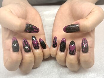 推しモチーフカラーネイル