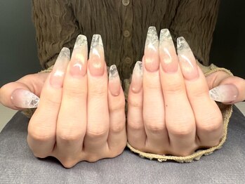 アートドットエヌ(Art.N)/ガラス風マグネットネイル¥17000