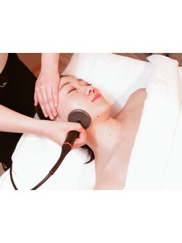 ホウレイ線・たるみ改善！予防ケア