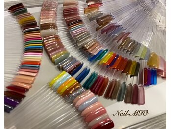 種類豊富なカラーチャート