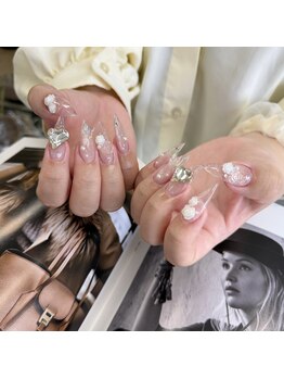 ベルファ(Bellfa)の写真/【女性専用サロン☆】短い爪にお悩みの方も指先から自信が持てる理想の形へ!ネイルに合わせた記念撮影も◎