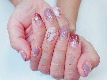 フローラネイルサロン/