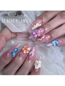 マディア(MADIA)/【スカルプやり放題/Sculpture】