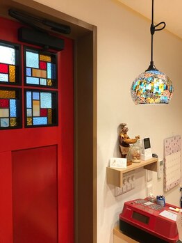 ホープ(Hope)/ステンドグラスがかわいいです！