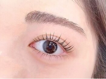 クイックアイラッシュ 池袋店(Quick eyelash)の写真/当店人気No1パリジェンヌラッシュリフト[新規上¥5500][新規上下¥7000]濃厚サロン専用美容液付きメニューも!