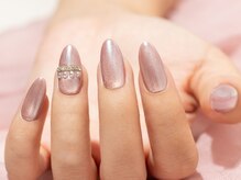 ヴァンネイル みなとみらい馬車道(VINGT NAIL)/優しいピンクマグネットネイル♪