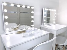 メメ(MEME)/女優ミラー付きメイクブース有り