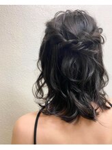 エムアイ 六本木(Mi)/ハーフアップ