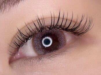 リミューズ(RE.MIUSE)の写真/フラットラッシュ140本(オフ込み)¥5500◎ボリューム感のある仕上がりで印象的な目元に◎