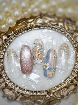 エクランドボヌール(Ecrin de bonheur)/定額4本アート