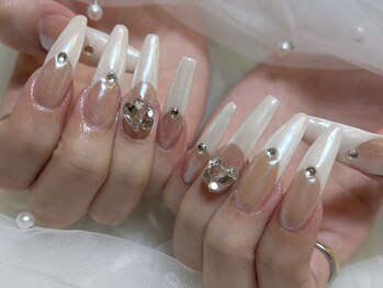 エマネイル プラスキハクヤ 天満橋店(EmaNail+KIHAKUYA)/フレンチ持ち込み