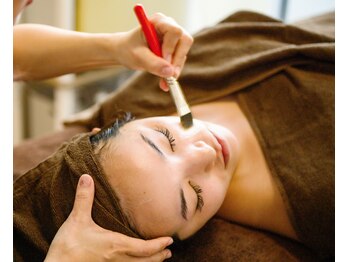 キラリ リラクゼーション(Kirary relaxation)/肌育ピーリング 【ララピール】