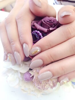 ネイルサロンアンドスクール ヴィタリティ(Vita-lity)/グレージュカラージェル