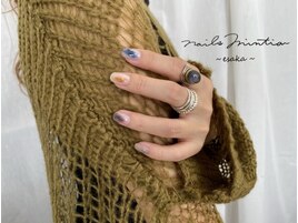 accent nail