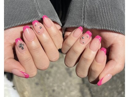 ネイル サーティーン(nail 13)の写真