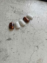 エス(es)/奥行きべっ甲ニュアンス