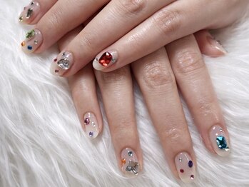 パラジェル　宝石ネイル