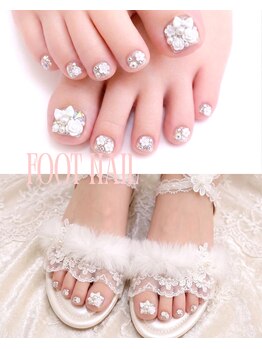 ネイルコレクション ピンク(Nail Collection Pink)の写真/サンダル前に♪ストーン・パーツ放題￥4990／親指ストーン＋甘皮ケア付￥4990が大人気！