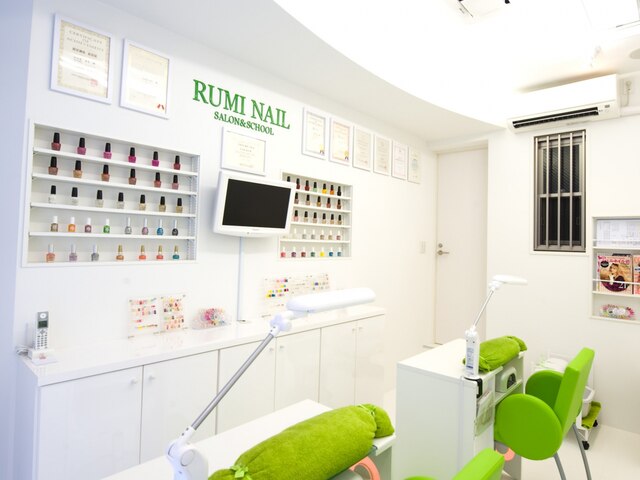 RUMI　NAIL～SALON&SCHOOL～