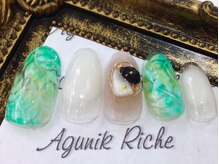 アグニークリッシェ(Agunik Riche)/【リーフ柄ネイル】
