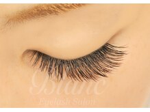 アイラッシュサロンブラン 武蔵小杉駅前店(Eyelash Salon Blanc)/軽いので施術後も負担が少ない