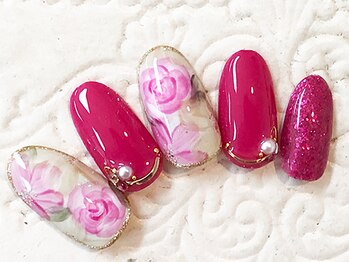 ネイルサロンレアリッチ 銀座店(Rare Rich)/「NAIL UP! 2019年11月号」掲載