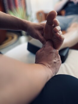 足つぼのソコヂカラの写真/足裏の反射区&ふくらはぎ～膝裏までしっかりケアしてスッキリ足♪40分コース～でスキマ時間に気軽に来店◎