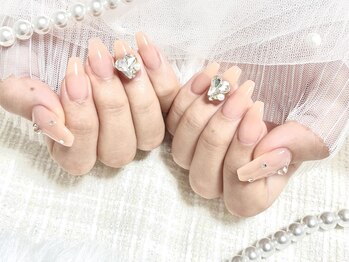 ミニョン(Minyon)の写真/季節や気分に合わせた可愛いデザインをご提案♪豊富なパーツ、ストーンご用意◎長さだし対応可能！